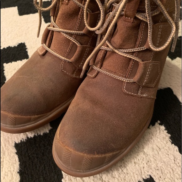 Sorel Toronto Ankle Boots brown wedge heel distressed suede. - Picture 2 of 6